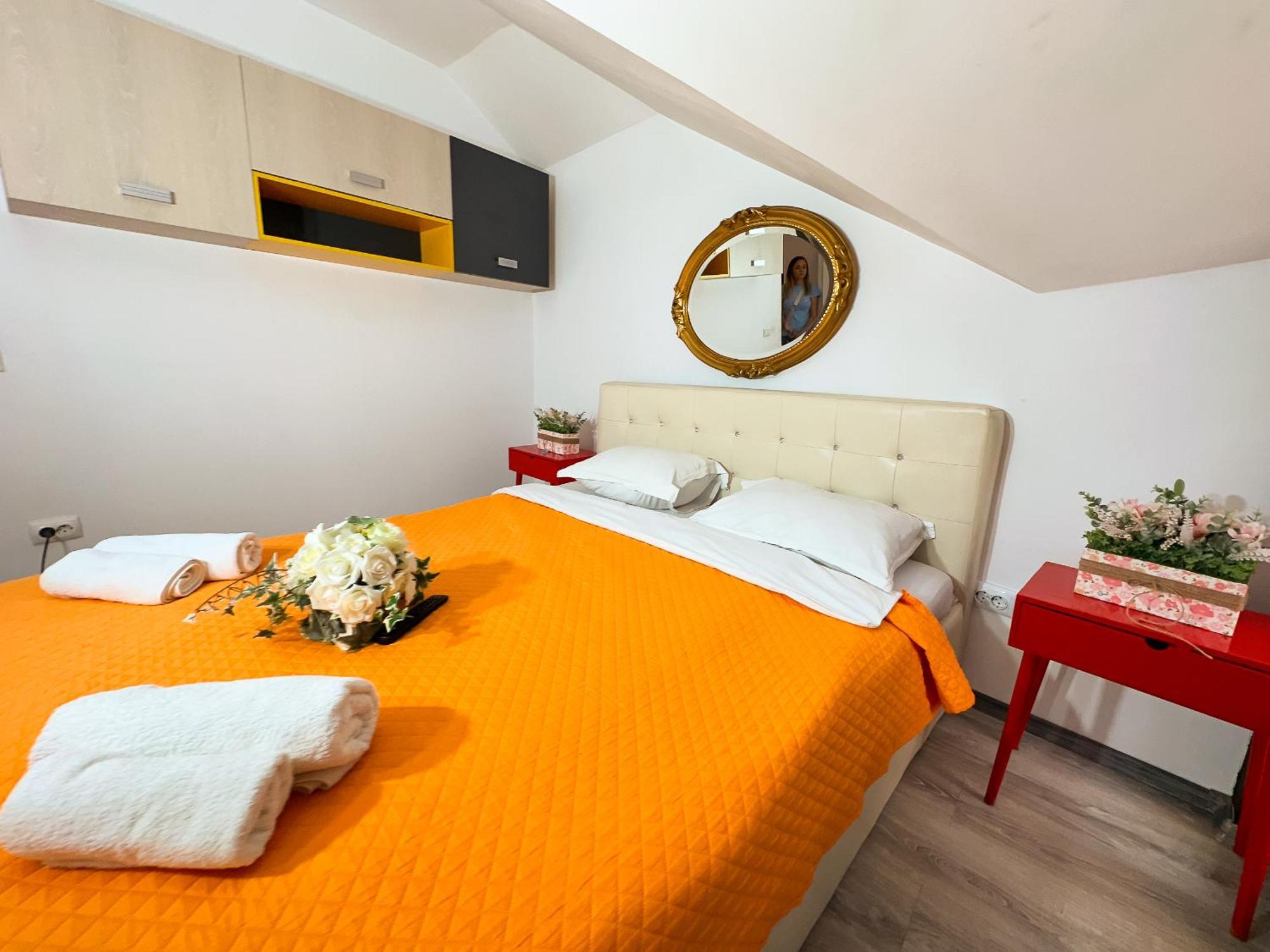 Millenium Apartment Central Крайова Экстерьер фото