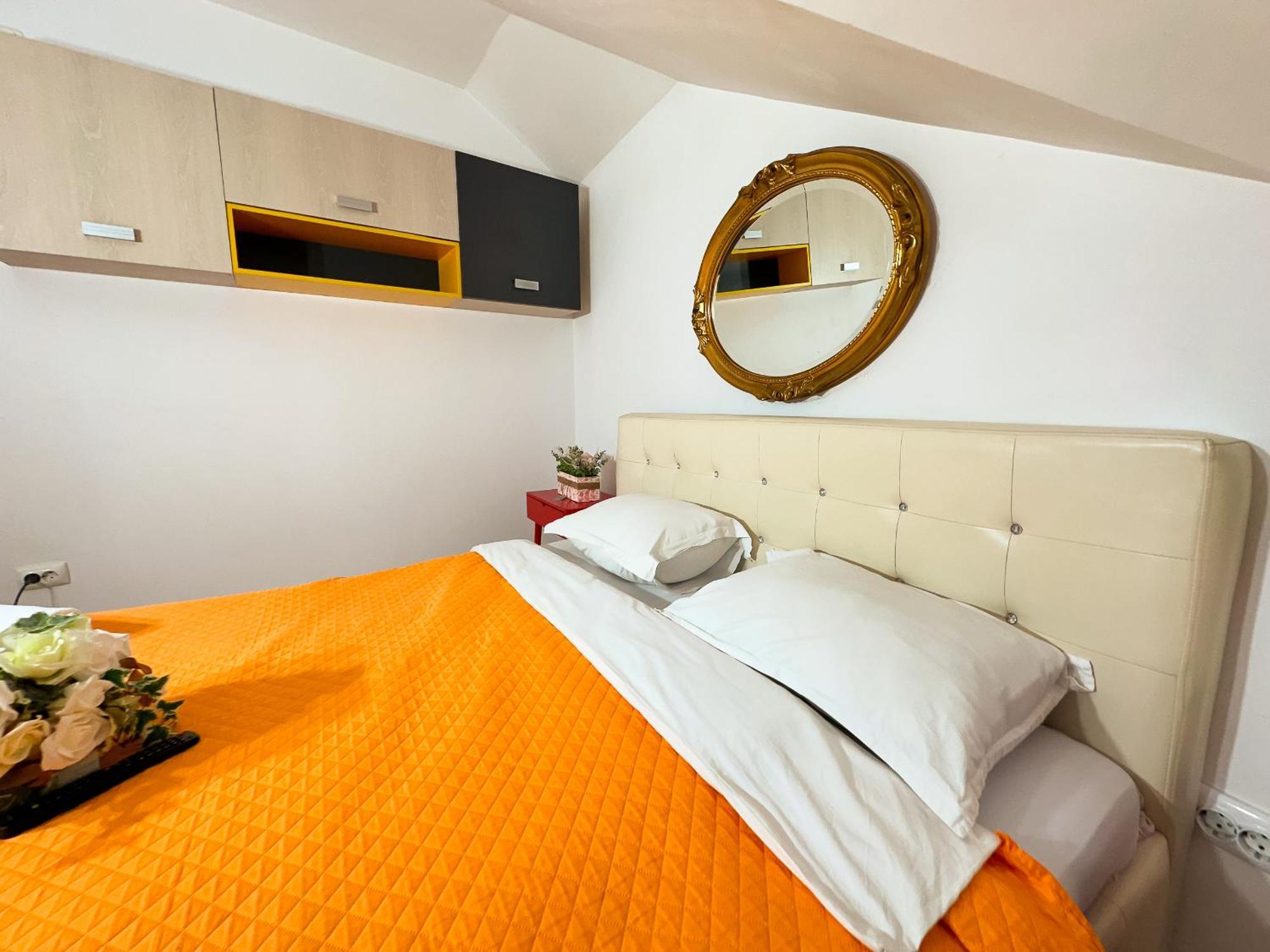 Millenium Apartment Central Крайова Экстерьер фото